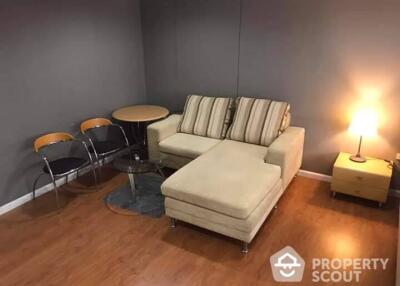 Studio Condo at Lumpini Suite Sukhumvit 41 near BTS Phrom Phong (ID 512147)