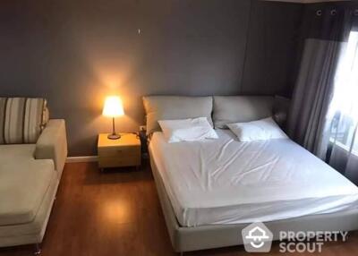 Studio Condo at Lumpini Suite Sukhumvit 41 near BTS Phrom Phong (ID 512147)