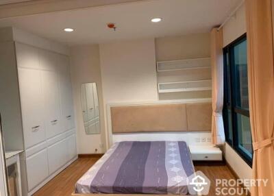 1-BR Condo at The Crest Phahonyothin 11 near BTS Ari (ID 392916)