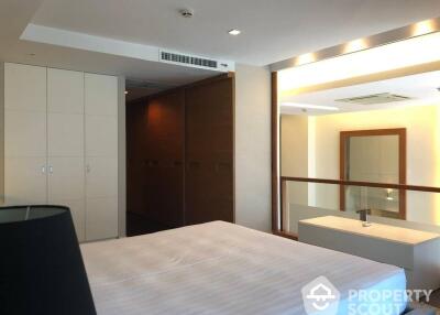 2-BR Condo at The Rajdamri near BTS Ratchadamri (ID 513723)