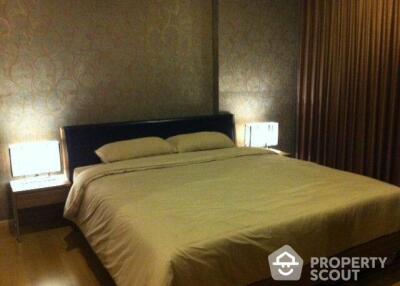 1-BR Condo at Hive Sathorn near BTS Krung Thon Buri