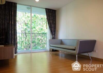 2-BR Condo at The Fine @ River Condominium near BTS Saphan Taksin