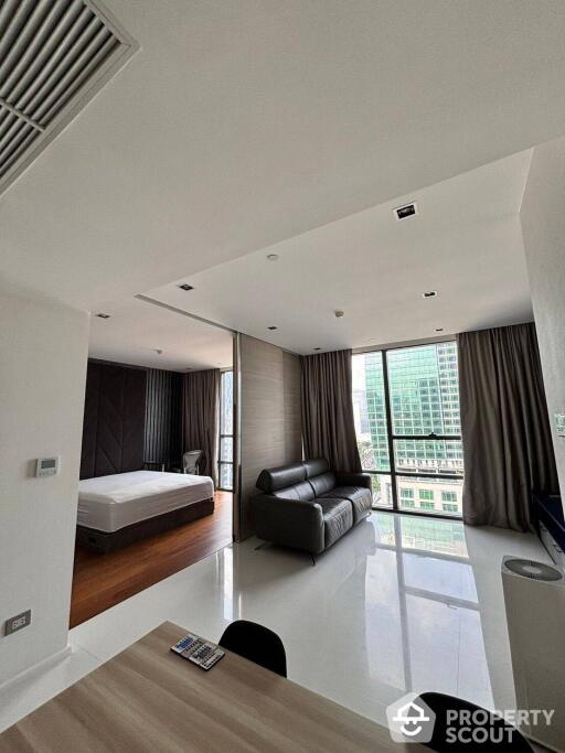 1-BR Condo at The Bangkok Sathorn near BTS Surasak