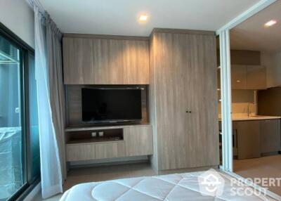 Studio Condo at Life Asoke - Rama 9 near MRT Phra Ram 9