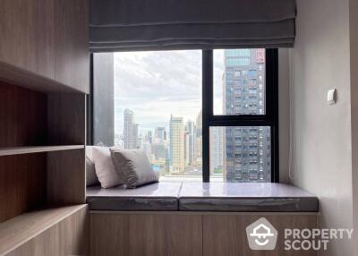 Studio Condo at Life Asoke - Rama 9 near MRT Phra Ram 9