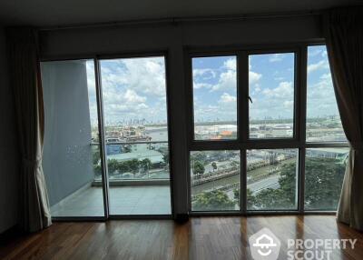 3-BR Condo at The Star Estate @ Narathiwas Condominium in Chong Nonsi