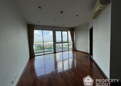 3-BR Condo at The Star Estate @ Narathiwas Condominium in Chong Nonsi