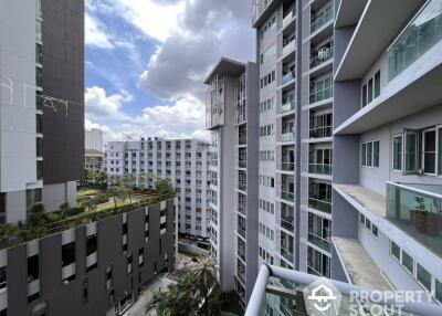 3-BR Condo at The Star Estate @ Narathiwas Condominium in Chong Nonsi