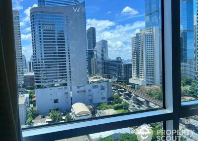 1-BR Condo at Silom Suite Condominium near BTS Saint Louis