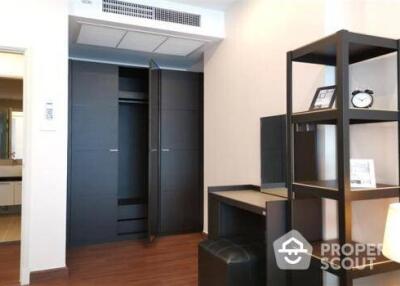 1-BR Condo at Supalai Lite Sathorn-Charoenrat in Bang Khlo