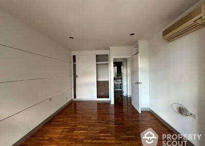 2-BR Condo at Baan Siriyenakat Condominium near MRT Khlong Toei