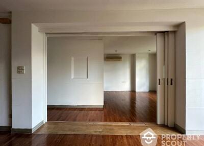 2-BR Condo at Baan Siriyenakat Condominium near MRT Khlong Toei