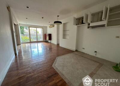 2-BR Condo at Baan Siriyenakat Condominium near MRT Khlong Toei