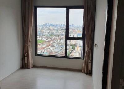 1-BR Condo at Life Asoke - Rama 9 near MRT Phra Ram 9