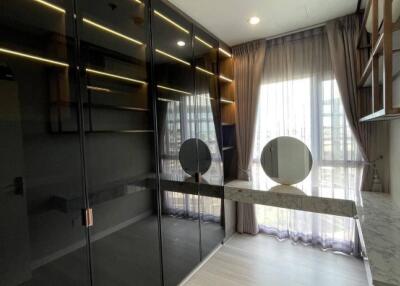 1-BR Condo at The Key Sathorn - Charoenraj in Bang Khlo