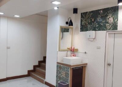 3-BR House near BTS Bang Chak