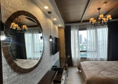 1-BR Condo at The Lofts Ekkamai near BTS Ekkamai