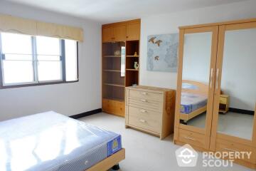 2-BR Condo at Top View Tower Condominium near BTS Thong Lor