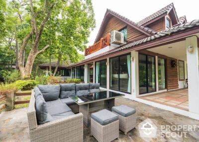 4-BR House at Green Forest near BTS Saphan Taksin