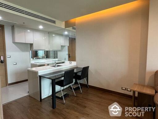 1-BR Condo at The Address Sathorn near BTS Saint Louis