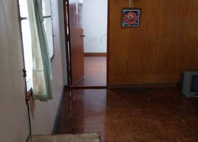 2-BR Townhouse near MRT Thailand Cultural Centre