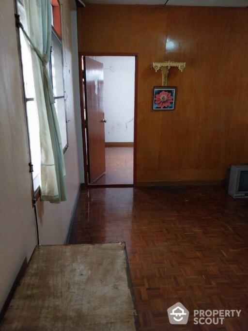 2-BR Townhouse near MRT Thailand Cultural Centre