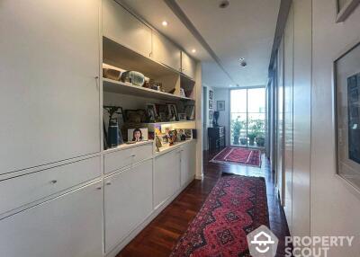 4-BR Condo at Regent On The Park1 (sukhumvit26) Condominium near BTS Phrom Phong