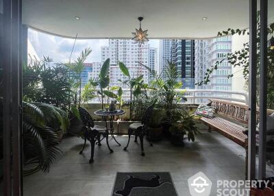 4-BR Condo at Regent On The Park1 (sukhumvit26) Condominium near BTS Phrom Phong