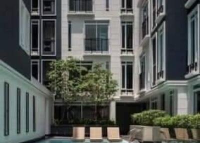 2-BR Condo at Maestro 01 Sathorn - Yenakat in Thung Maha Mek