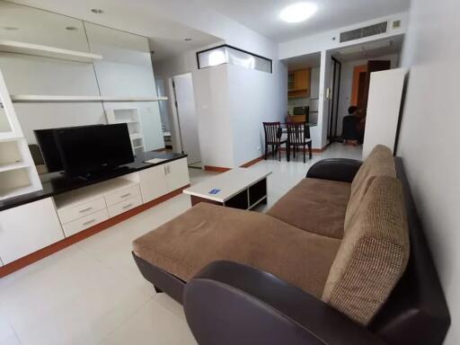 2 bedroom condo for sale at Supalai Premier Place