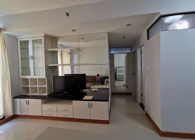 2 bedroom condo for sale at Supalai Premier Place