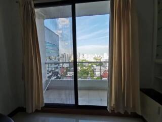 2 bedroom condo for sale at Supalai Premier Place