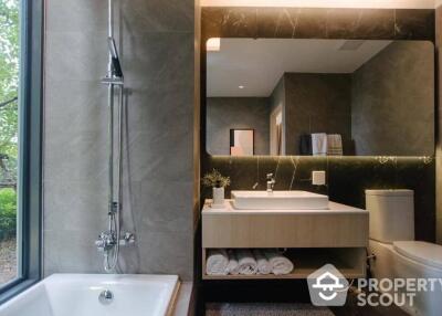 2-BR Condo at Skyrise Avenue Sukhumvit 64 near BTS Punnawithi