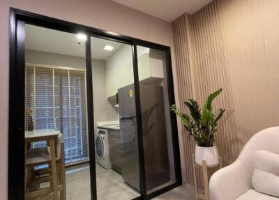 1-BR Condo at Condolette Midst Rama 9 near MRT Phra Ram 9