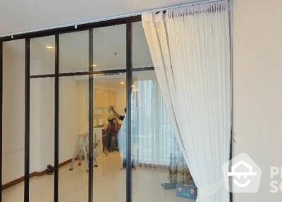 1-BR Condo at Supalai Premier Charoen Nakhon near BTS Krung Thon Buri