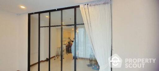 1-BR Condo at Supalai Premier Charoen Nakhon near BTS Krung Thon Buri