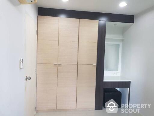 1-BR Condo at The Plenary Sathorn near BTS Wongwian Yai