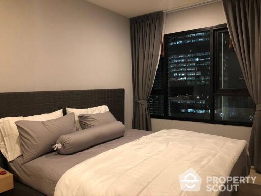 2-BR Condo at Life Asoke near ARL Makkasan