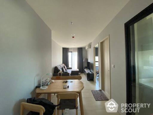 2-BR Condo at Life Asoke near ARL Makkasan