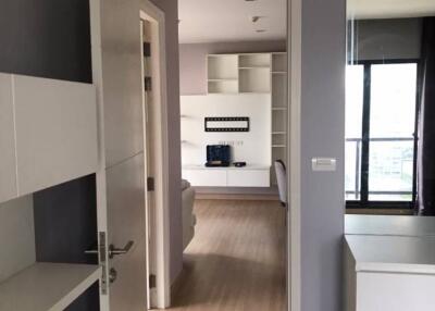 2-BR Condo at Urbano Absolute near BTS Krung Thon Buri