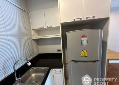 1-BR Condo at Baan Siri Silom near BTS Surasak