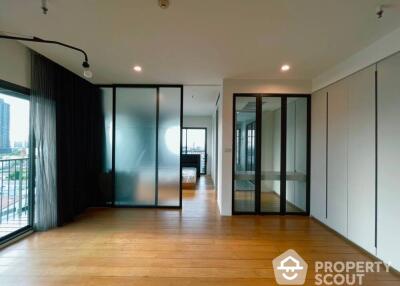 1-BR Condo at Noble Solo close to Thong Lo