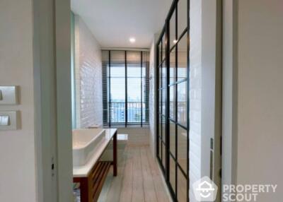 1-BR Condo at Noble Solo close to Thong Lo