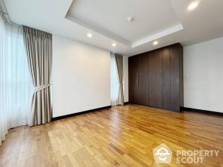 3-BR Condo at Avenue 61 Condominium near BTS Thong Lor