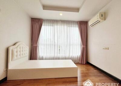 3-BR Condo at Avenue 61 Condominium near BTS Thong Lor