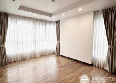 3-BR Condo at Avenue 61 Condominium near BTS Thong Lor