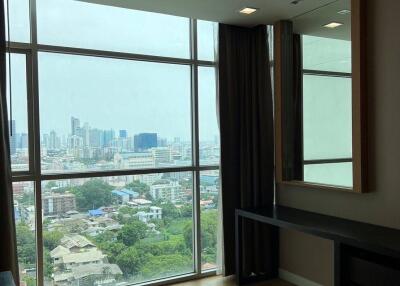 1-BR Condo at Urbana Sathorn Condominium near BTS Sala Daeng