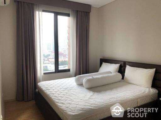 1-BR Condo at Villa Asoke near MRT Phetchaburi