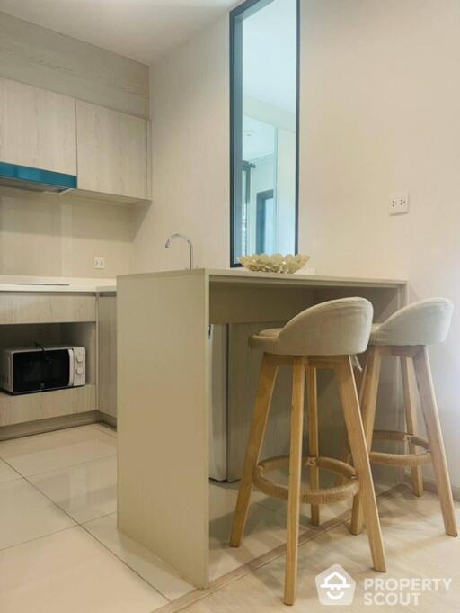 1-BR Condo at Life One Wireless near BTS Phloen Chit