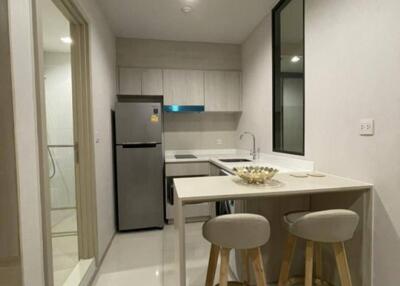 1-BR Condo at Life One Wireless near BTS Phloen Chit